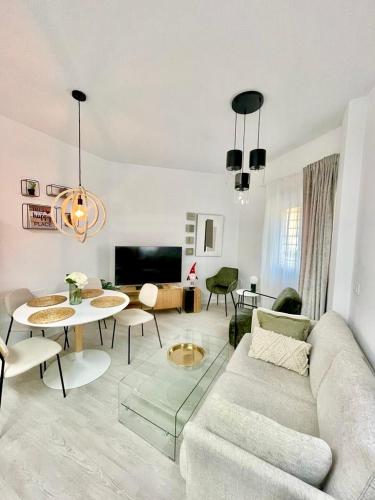 Historical centre! private TERRACE & GYM-near public parking