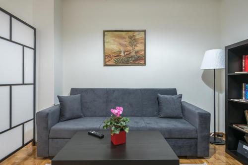 Athens Apartment 5-min to Metaxourgeio Metro