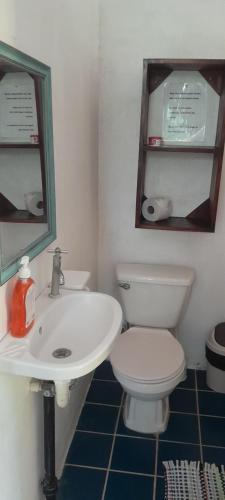 Koupelna v ubytování Cabinas del Mar