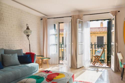 Málaga Centro II: Central and bright apartment with balconies