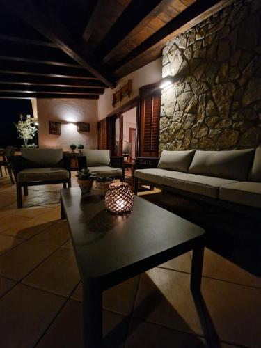 Χώρος καθιστικού στο Villa del Carrubo a due passi dal mare di Cefalù