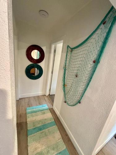 Φωτογραφία από το άλμπουμ του Nice 2 Twin bedroom - Best central location in Miami - Luggage storage, parking and Laundry for free!!!! στο Μαϊάμι