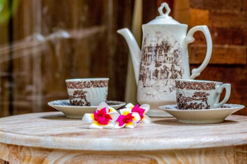 Utensilios para hacer té y café en Buruan Sari Villas by AGATA