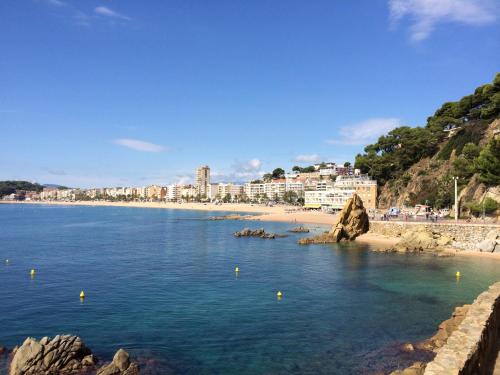 Central Lloret de Mar Apartment Modern Comfort City Views