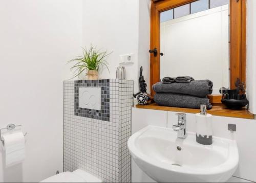 Ένα μπάνιο στο M.A. Apartment
