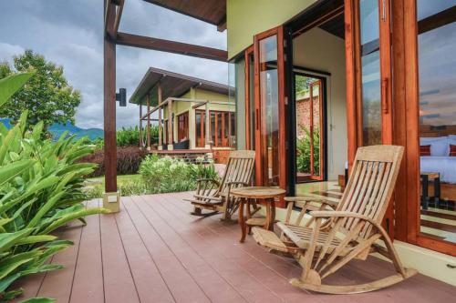 Balkoni atau teres di Puripai Villa Wellness & Retreat