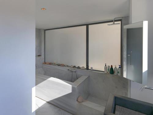 Eastern Aromas Loft in the Heart of Psyrri