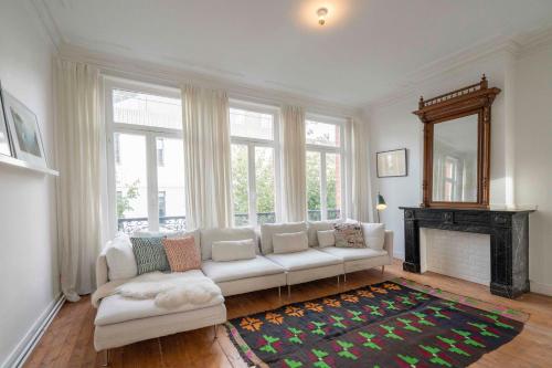 Un lugar para sentarse en SHWAY - The Handshake House