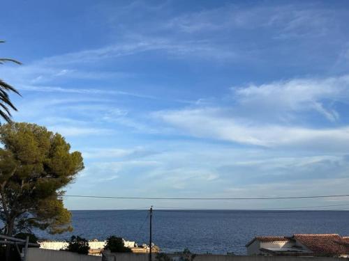 Bel appartement vue mer.