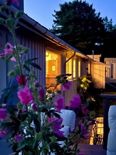Gallery image of Idyllic Cabin in Lillesand fantastic ocean view in Lillesand