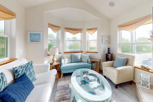 Wakonda Oceanfront Escape – Photos 2