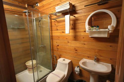 Koupelna v ubytování Alekhya Suites - Panaji