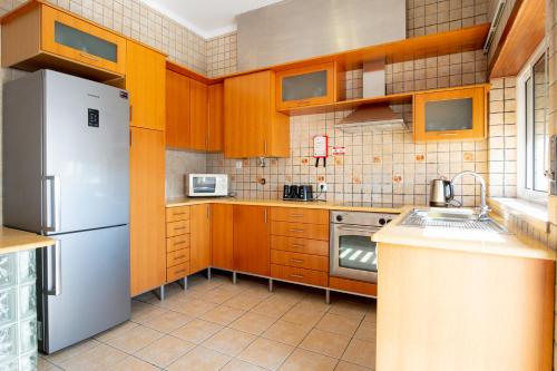 8 Rodrigues Family House - Villa with patio