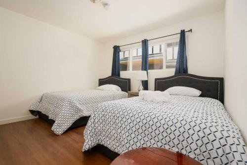 Delightful 2BR Home near Hollywood DTLA