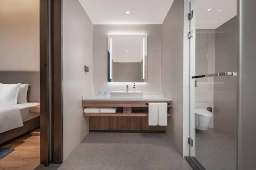 Ένα μπάνιο στο Holiday Inn Express Mianyang Sci-Tech City by IHG