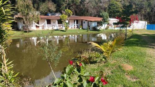 Linda casa junto a natureza