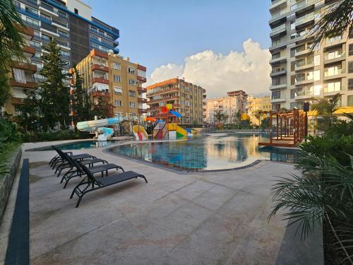 Kolam renang di atau dekat dengan Cebeci Tower best 2 bedroom 2 floor