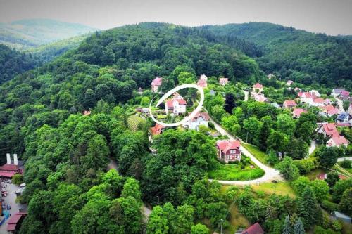 an aerial view of a town in the middle of a forest at Apartament w Złotym Stoku Przystanek Las in Złoty Stok