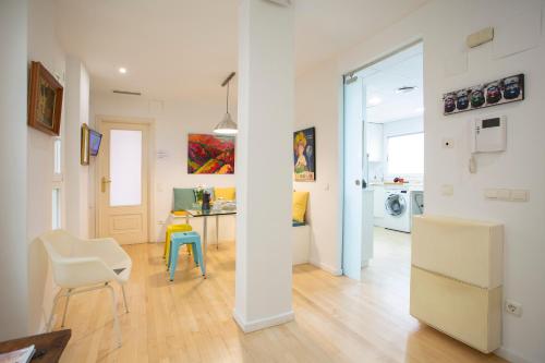 SingularStays Reina II