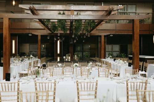 Restaurace v ubytování Delta Hotels by Marriott Calgary South
