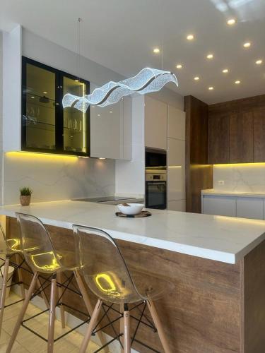 Abdoun luxurious apartment