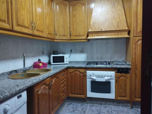 Η κουζίνα ή μικρή κουζίνα στο Villa 365