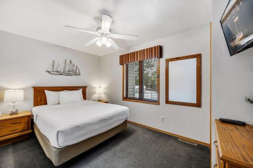 Katil atau katil-katil dalam bilik di Evergreen Hill Condominiums