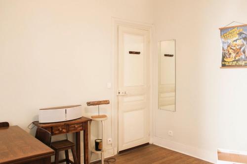Nice 29 m near Batignolles