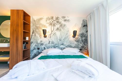 Love Room du Mont d'Or - Baignoire SPA - Minibar offert