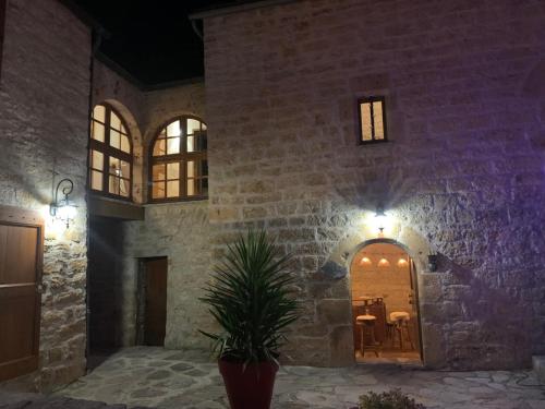 Fotografie z fotogalerie ubytování Manoir du Charme dans les Gorges du Tarn LOZERE v destinaci Quézac