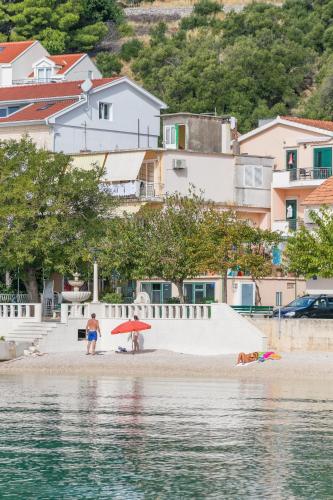 Apartment Podgora 6846a – Photos 3