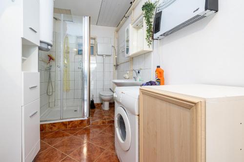 Apartments by the sea Sveti Marko, Pag - 21654