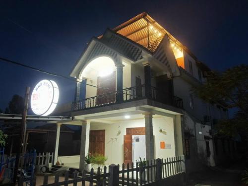 Gallery image of Hoang Ngoc Motel in Lang Co
