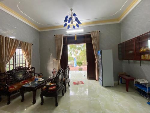 Gallery image of Hoang Ngoc Motel in Lang Co