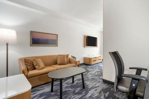 Χώρος καθιστικού στο Fairfield Inn & Suites - Boone