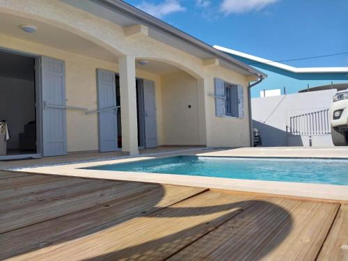 Piscine de l'établissement La villa Cannelle maison 1 ou située à proximité