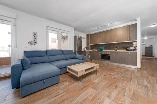 Remarkable 3-Bed Apartment in Torrevieja