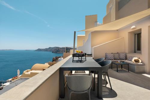 Caldera Houses Oia
