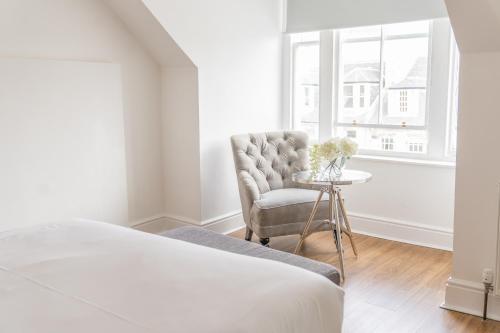 Edinburgh Castle Apartments photo 50