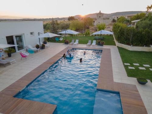 Πισίνα στο ή κοντά στο LaPortulaca Relax & Nature