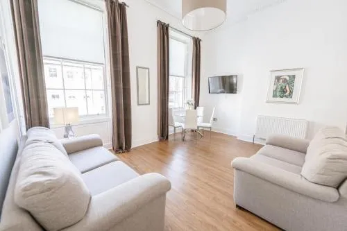 Edinburgh Castle Apartments photo 16
