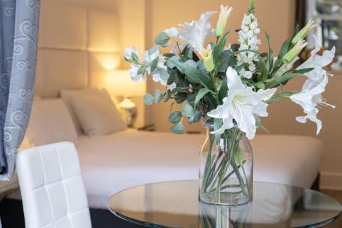 Edinburgh Castle Apartments photo 40