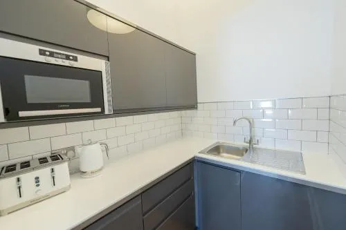 Edinburgh Castle Apartments photo 4