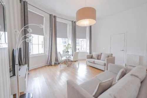 Edinburgh Castle Apartments photo 6