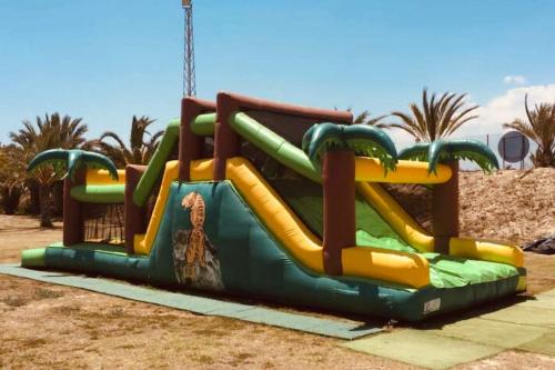 Kawasan permainan kanak-kanak di Apartamento en Vera Playa Laguna Beach