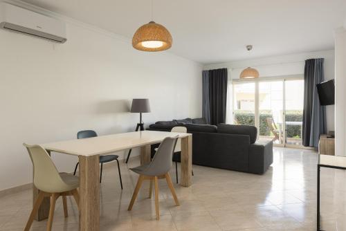 Terracos Falesia II - Terrace with pool by HD