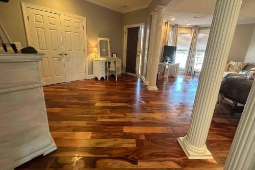 Η κουζίνα ή μικρή κουζίνα στο Parkton Place A Destination