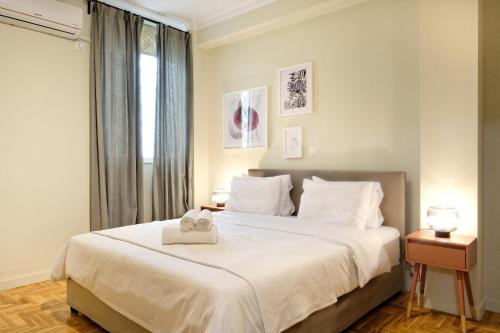 Modern Comfort Meets Bohemian Vibes in Exarcheia