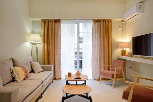 Modern Comfort Meets Bohemian Vibes in Exarcheia