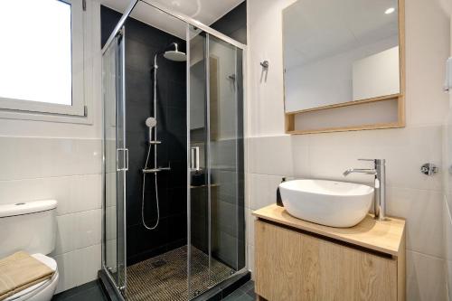 Modern Comfort Meets Bohemian Vibes in Exarcheia